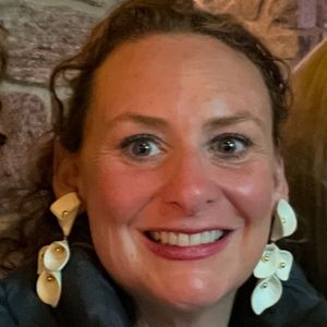 Meet your Posher, Sheila